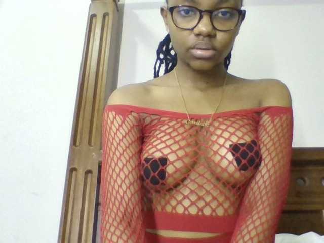 Capturi de ecran de difuzare Naughtylittlemissy