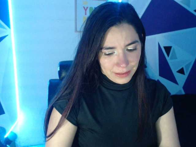 Capturi de ecran de difuzare NaugthyTania