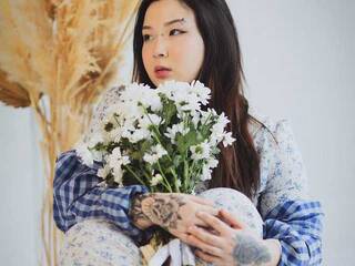 Chat video erotic Nefertitti1