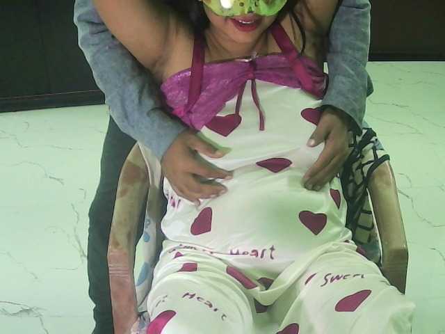 Capturi de ecran de difuzare LovelyNeha