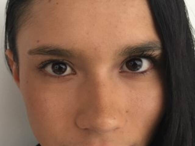 Fotografie a profilului newcute