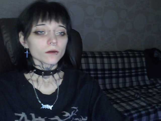 Capturi de ecran de difuzare NeyaLette96