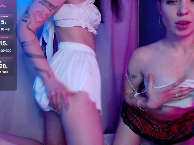 Capturi de ecran de difuzare NiaandMolly