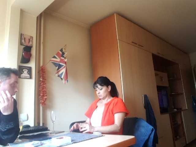 Capturi de ecran de difuzare NickNicole