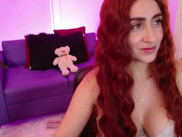 Fotografii nicole-saenz Tits out 199 @remain #bigtits #bigclit #pvt dont forget to follow me guys