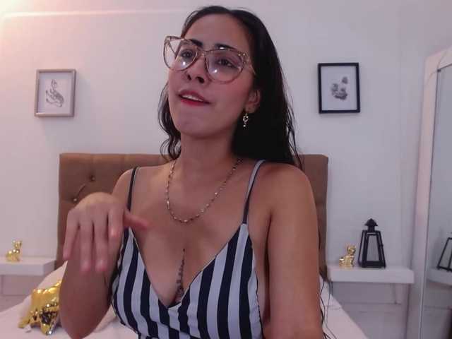 Fotografii NicoleBlum I want you to make me wet and make my pussy drips #wet #cum #pussy #latin #Bigtits