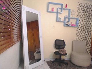 Chat video erotic NicoleSantana