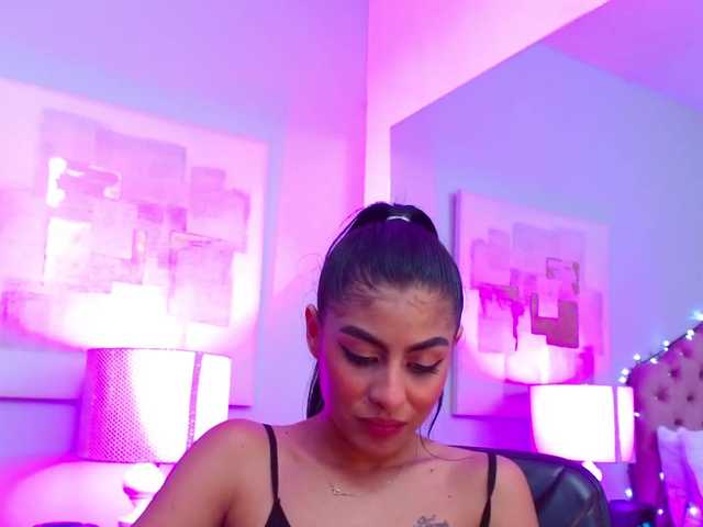 Capturi de ecran de difuzare NicoletdAngel