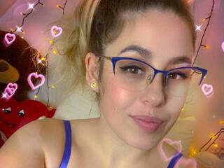 Chat video erotic NicollSweetXo