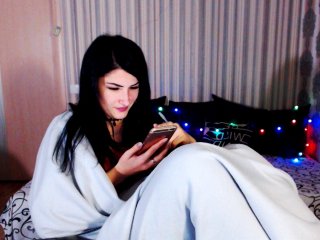 Capturi de ecran de difuzare Nika-Grace