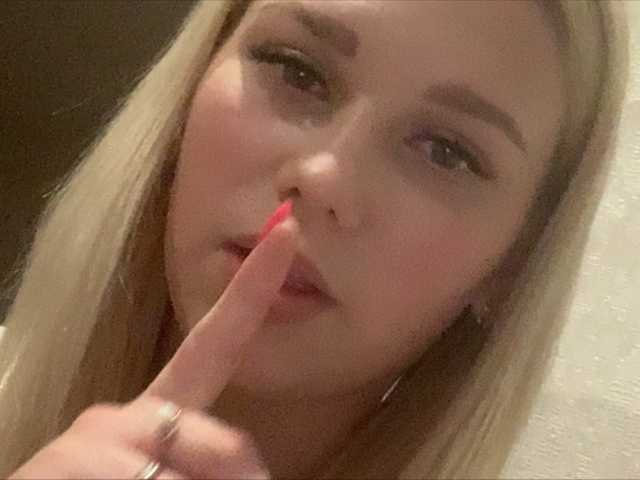 Capturi de ecran de difuzare NikaMaserati