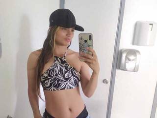 Chat video erotic NikkiHanson