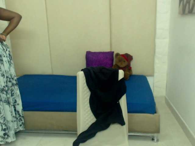 Capturi de ecran de difuzare ninagonzalez