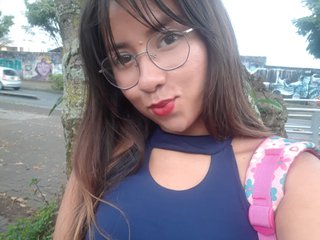 Chat video erotic Nini-23