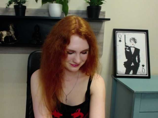 Capturi de ecran de difuzare Noemi-Love