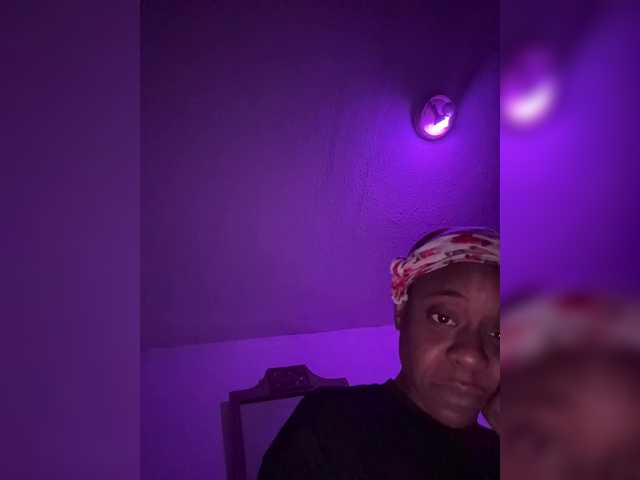 Capturi de ecran de difuzare Nofacenocasea