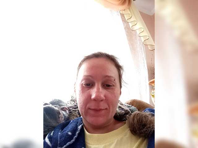 Capturi de ecran de difuzare NormaHall