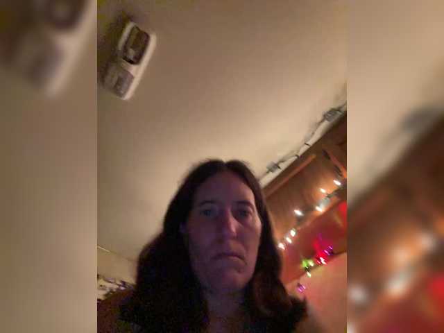 Capturi de ecran de difuzare Novgirl83