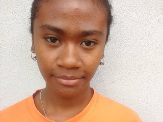 Chat video erotic NYRINAH