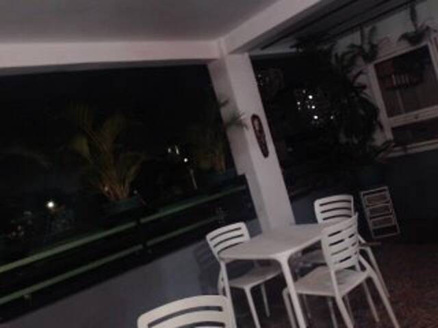 Capturi de ecran de difuzare Pussycash