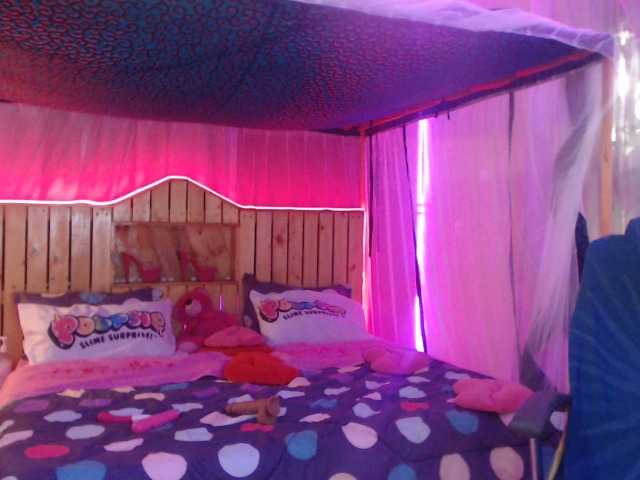 Fotografii Okoye19 hey guys welcome to my room, dnt forget to add me as friend and request with a tip