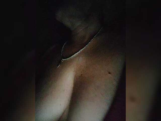 Capturi de ecran de difuzare Sandra-Boobs
