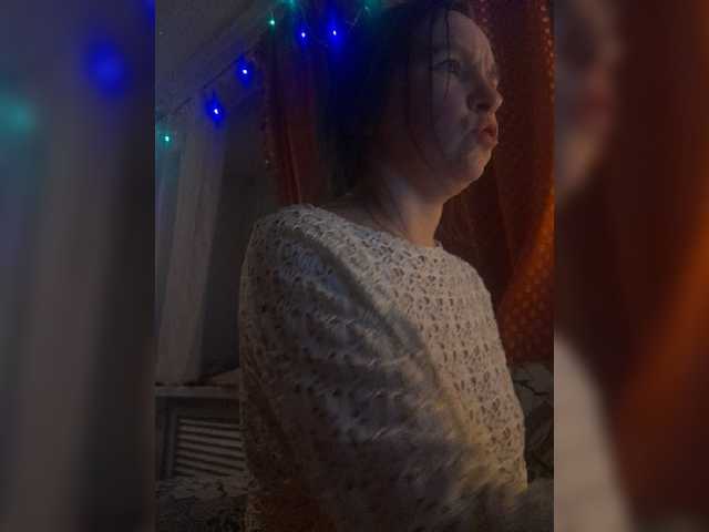 Capturi de ecran de difuzare OliJane
