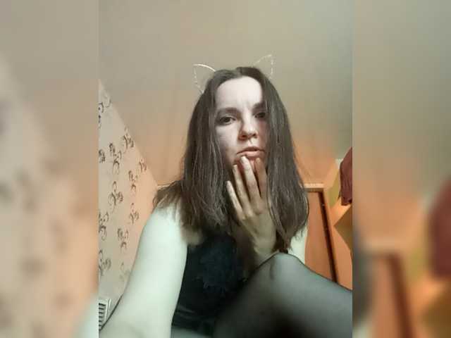Capturi de ecran de difuzare OliJane