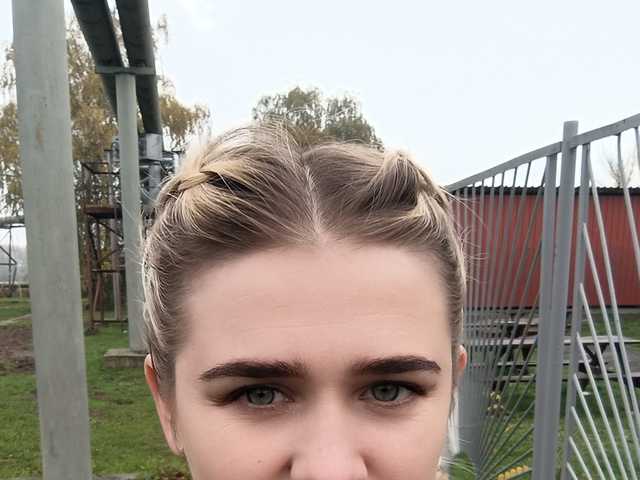 Fotografie a profilului Blondines69