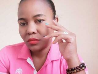 Chat video erotic Onjamahi