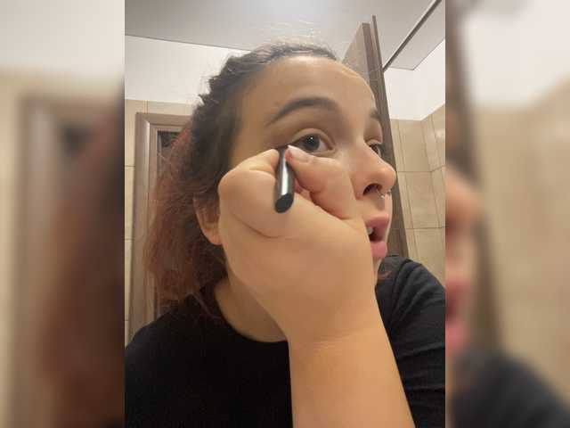 Capturi de ecran de difuzare OpheliaMeoow