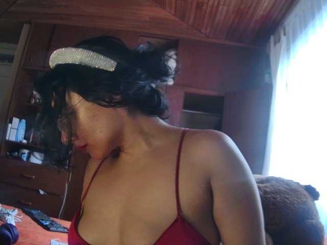 Capturi de ecran de difuzare HotSpaceGirl