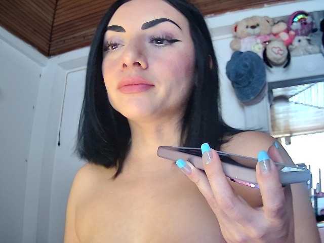 Capturi de ecran de difuzare HotSpaceGirl