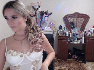 Capturi de ecran de difuzare _Alienanna_