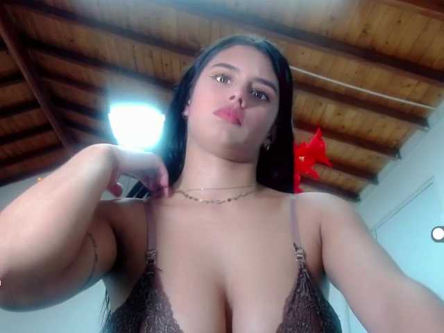 Capturi de ecran de difuzare Pamela-King