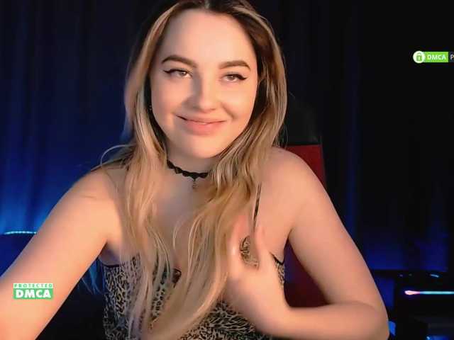 Capturi de ecran de difuzare PapricaLucci