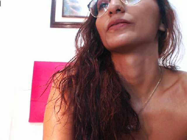 Fotografii PennyTaylor Enjoy with me a delicious oil bath all over my body ♥Flash Pussy 40♥Fingering 190 ♥Fuckshow at goal! 550