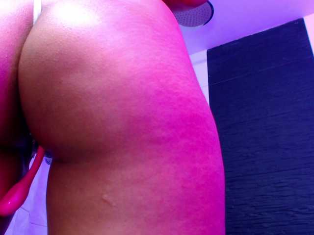 Capturi de ecran de difuzare PetiteeKaty