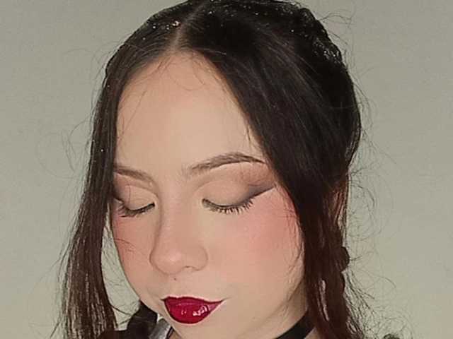 Fotografie a profilului PetiteIvoryqueens