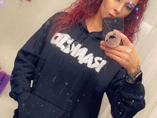 Chat video erotic DesiMeow