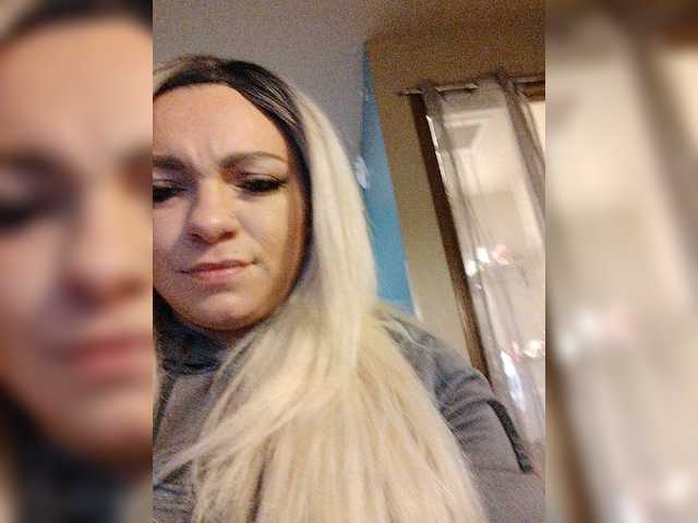 Capturi de ecran de difuzare Platinum871