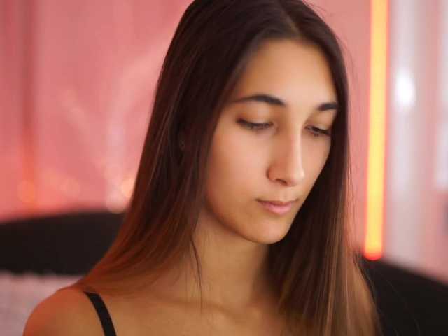Capturi de ecran de difuzare PocahotASS