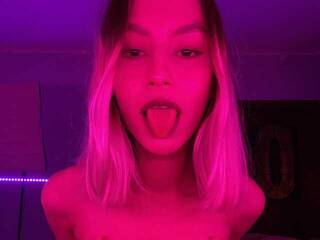 Chat video erotic poly-molly