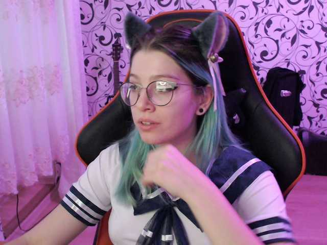 Capturi de ecran de difuzare Pompy-bompy