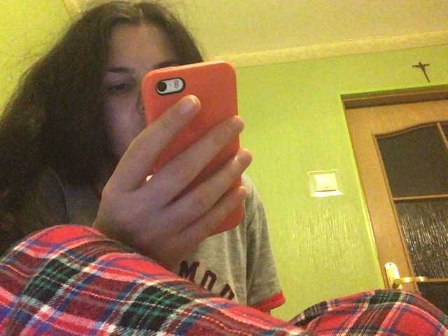 Capturi de ecran de difuzare Ponchikt