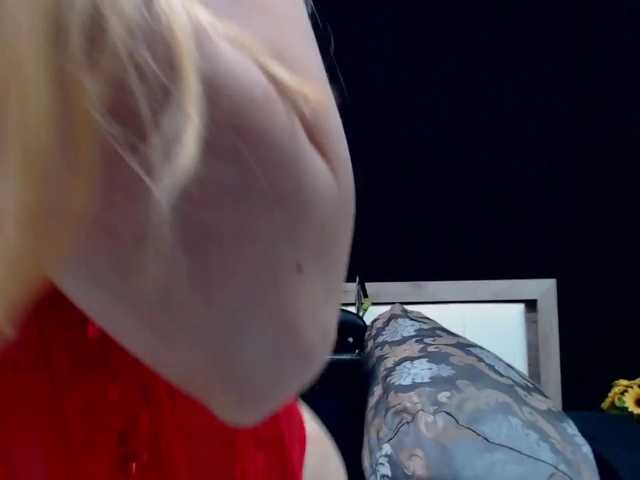 Capturi de ecran de difuzare PonyyTails