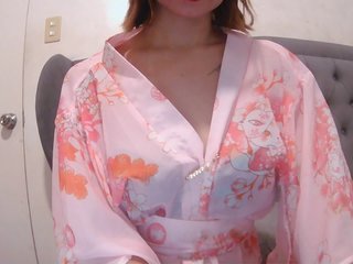 Chat video erotic AsianAdrianna