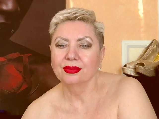 Fotografii PoshLadyx Gorgeous naked body 50 blow job 30 play with legs 30 caress the breast 30 caress the pussy 30 caress the ass 30 orgasm 100 anal 100 watch the camera and tease you 50!