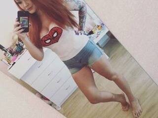 Chat video erotic PrettyandNaug