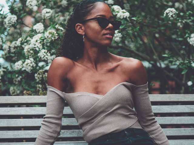 Fotografie a profilului PrettyBrown